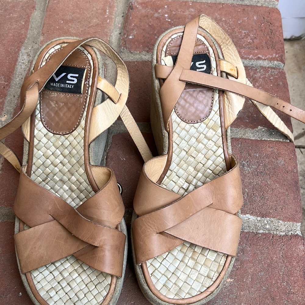 VS wedge sandals size 6 1/1